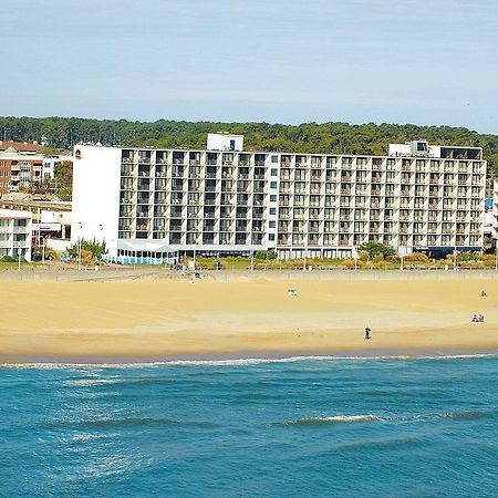 Ramada Plaza By Wyndham Virginia Beach Oceanfront Exterior photo