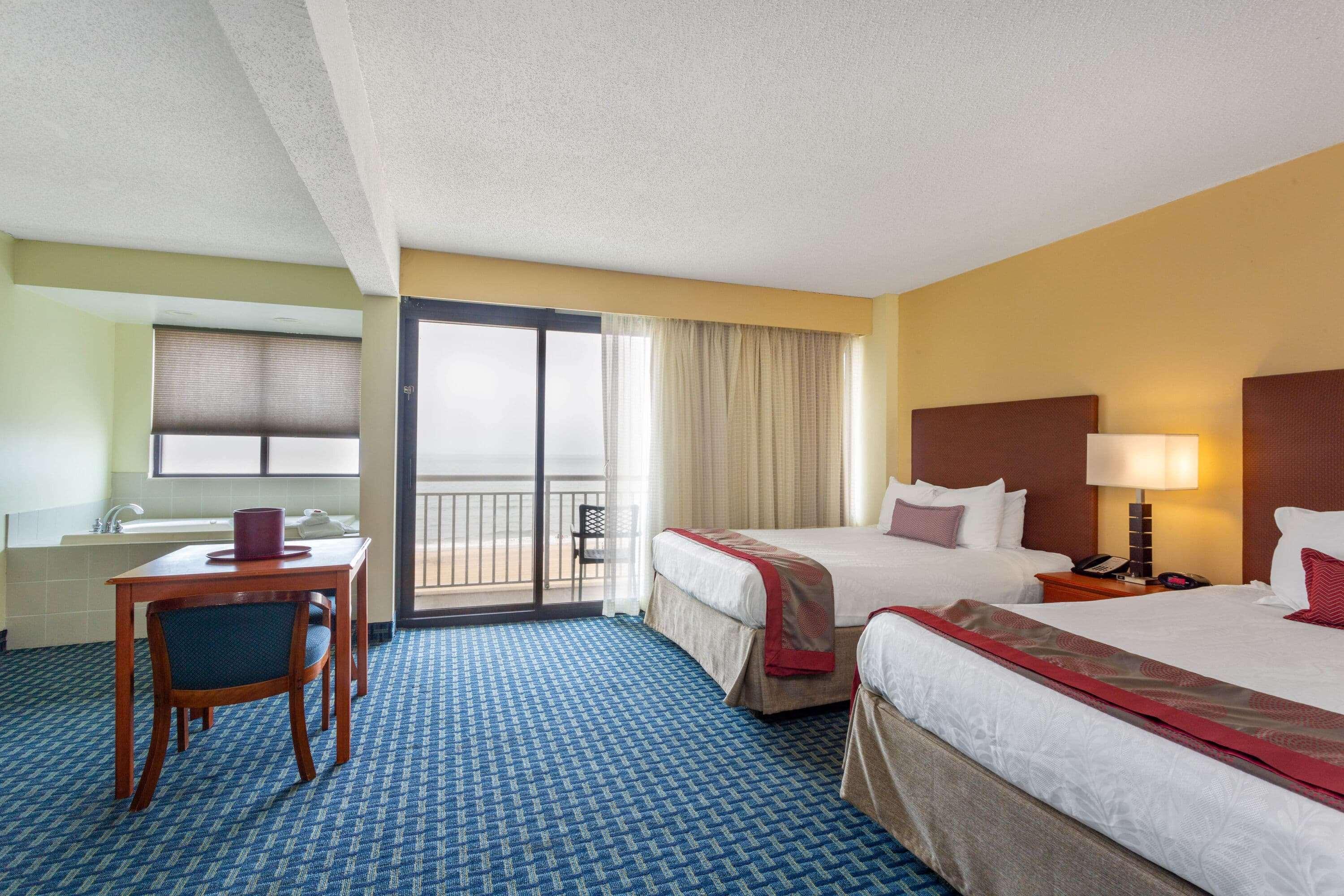 Ramada Plaza By Wyndham Virginia Beach Oceanfront Exterior photo