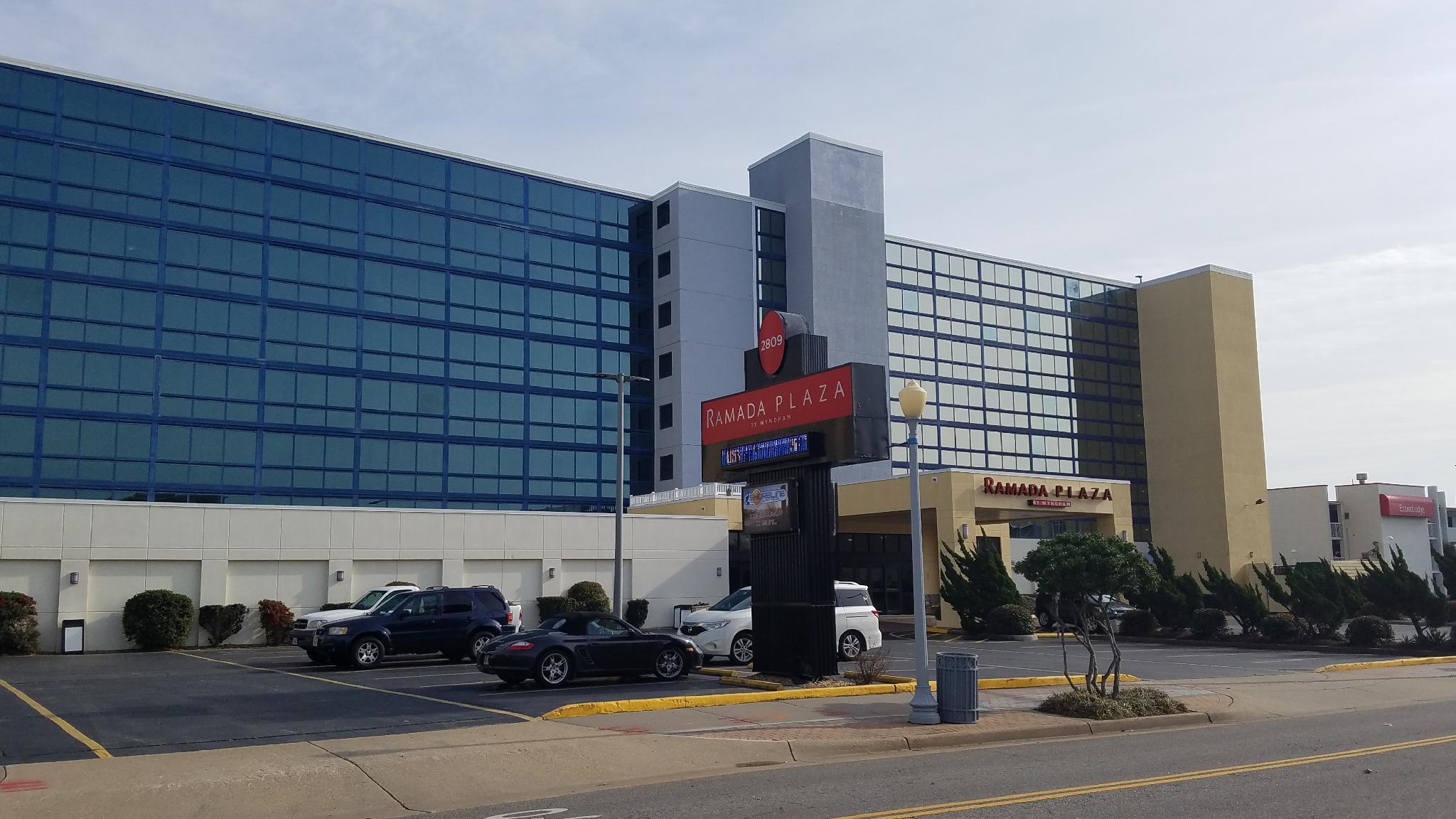 Ramada Plaza By Wyndham Virginia Beach Oceanfront Exterior photo