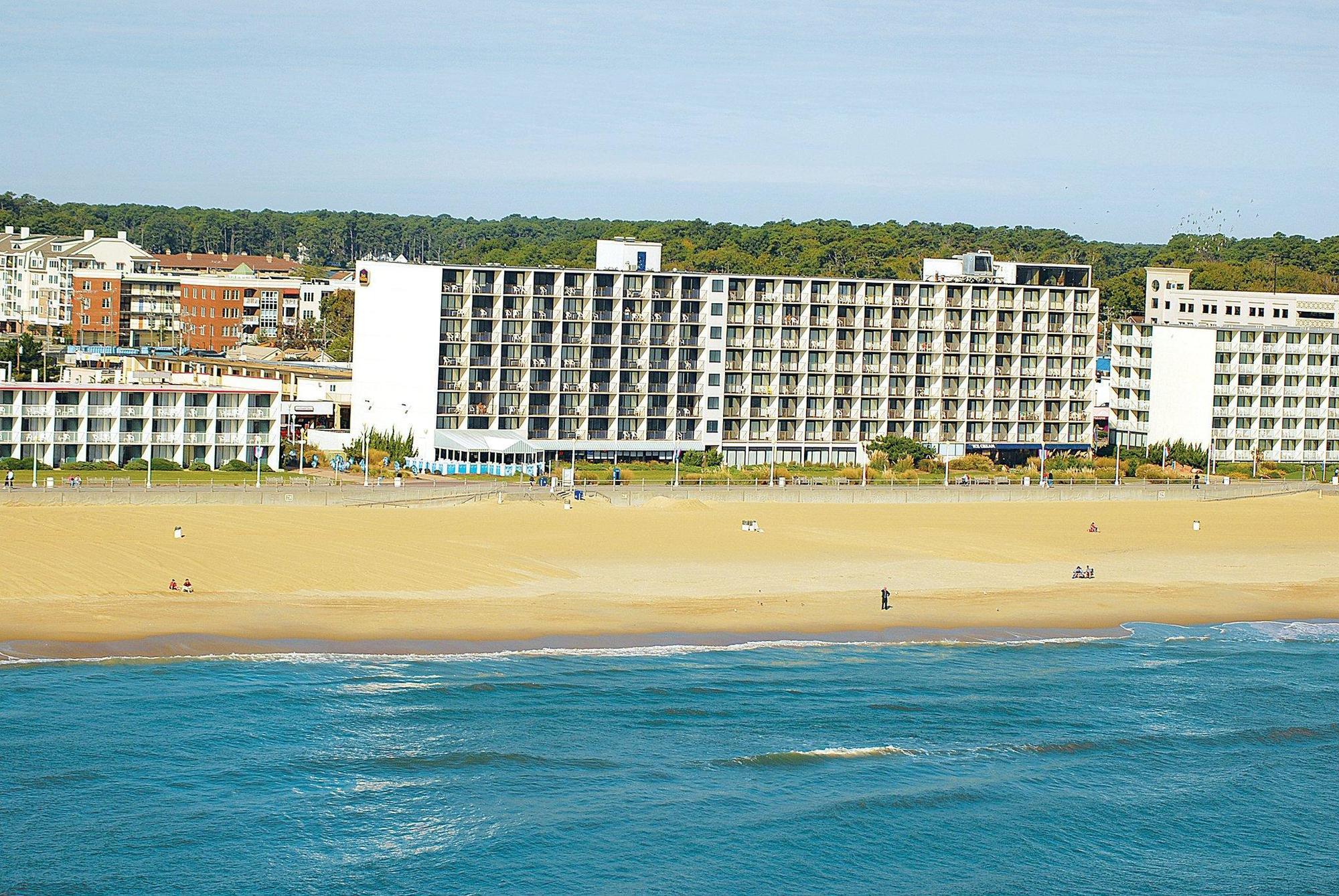 Ramada Plaza By Wyndham Virginia Beach Oceanfront Exterior photo