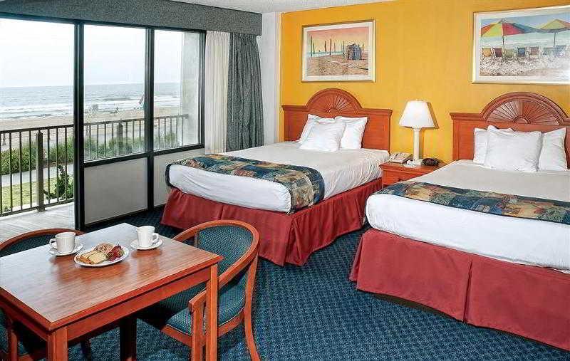 Ramada Plaza By Wyndham Virginia Beach Oceanfront Exterior photo